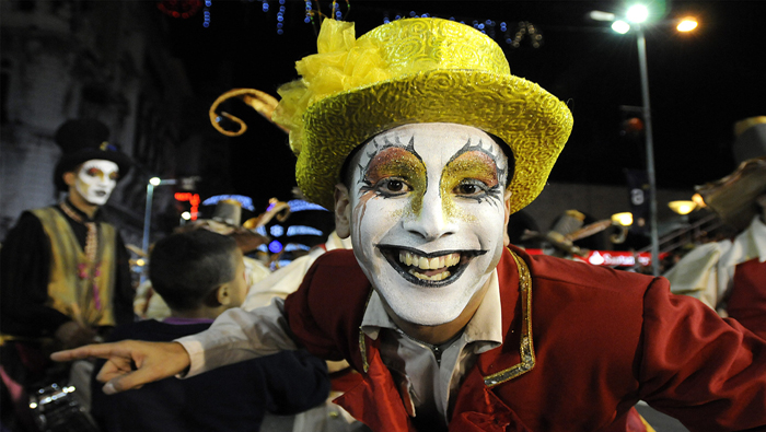 En diferentes puntos de Uruguay el carnaval se celelebra con la influencia de diversas culturas.