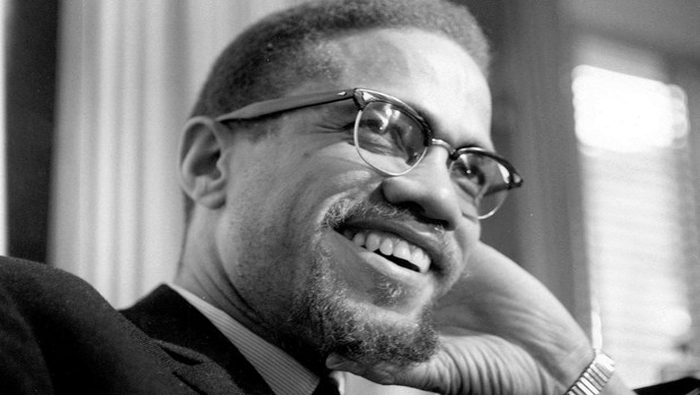 Algunos personas creen que el asesinato de Malcolm X fue ordenado por el Gobierno de Estados Unidos.
