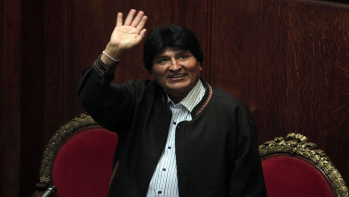 El presidente de Bolivia se dirigió a los movimientos sociales en la Universidad Nacional, Montevideo