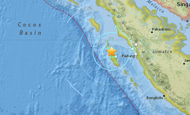 El epicentro del sismo fue cercano a la ciudad de Padang