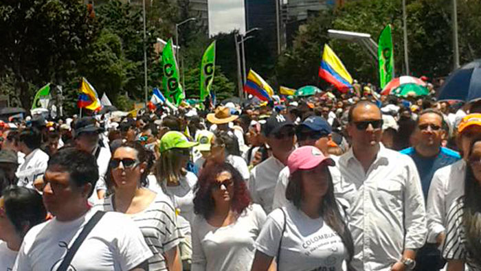 La movilización se está llevando a cabo en varias ciudades de Colombia.
