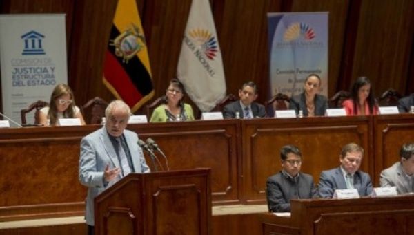 Attorney General briefs the Ecuadorean Parliament on the ongoing investigation