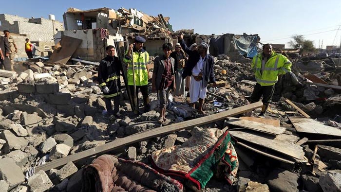Los ataques destruyeron zonas residenciales cercanas a una base militar al norte de Saná (capital de Yemen).