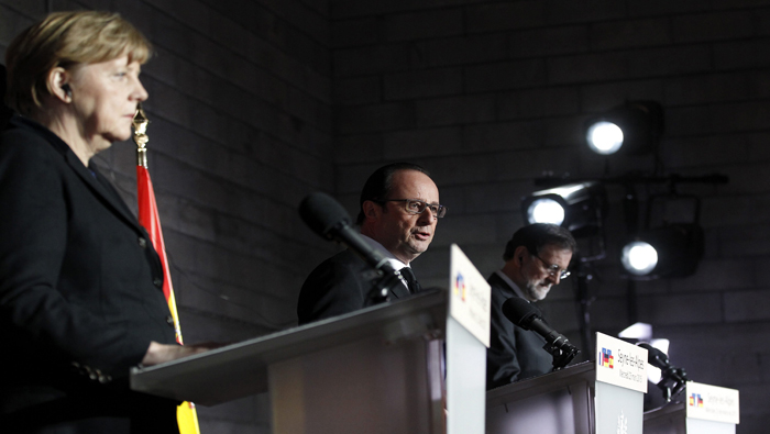La canciller alemana y los mandatarios de Francia y España en la rueda de prensa por las víctimas del siniestro, el pasado 25 de marzo.