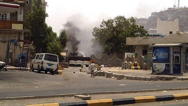 El ataque se registró en el noroeste de la capital yemení.