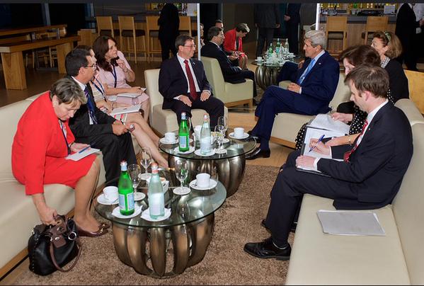 Los diplomáticos se reunieron en Panamá previo a la Cumbre de las Américas.