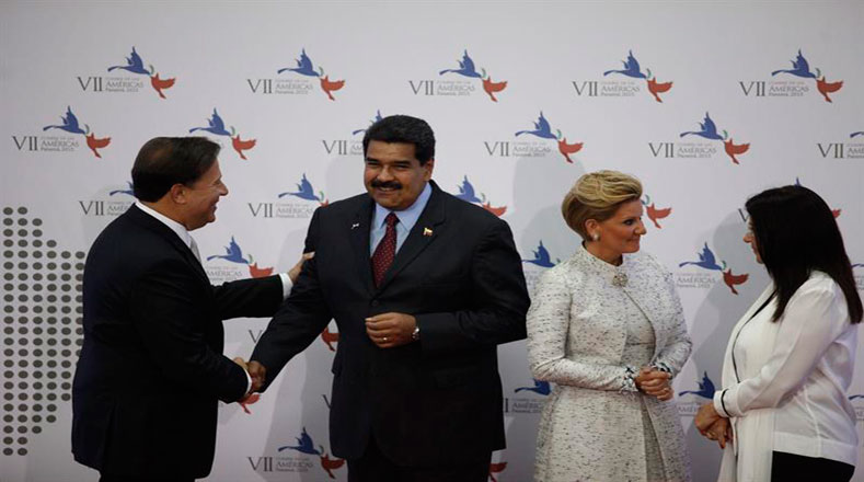 El presidente anfitrión, Juan Carlos Varela, recibió a su par venezolano Nicolás Maduro.
