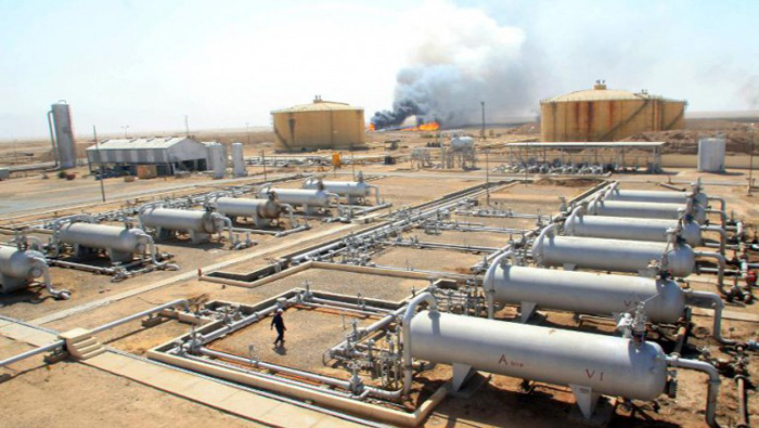 Las fuerzas iraquíes que protegen la refinería tomaron el control de las entradas y el conjunto de la planta sigue bajo control del gobierno.