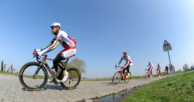 Alexander Kristoff, espera ganar en el pavés de la París-Roubaix.