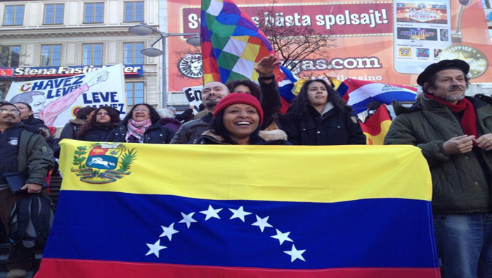 Venezolanos en Suecia, deploraron el decreto contra ese país suramericano.