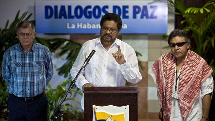 FARC a Santos: No tema a la verdad ¡abra los archivos!