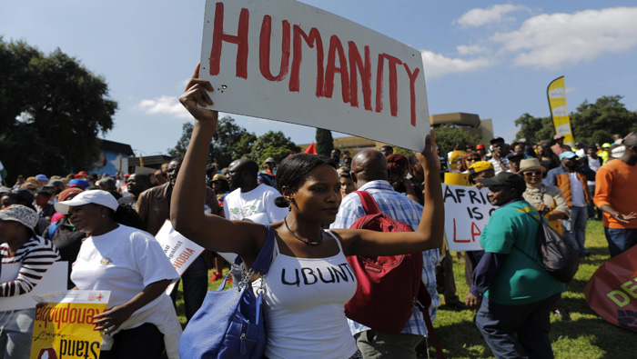 Este jueves sudafricanos y extranjeros marcharon en Johannesburgo (capital) para rechazar la violencia xenófoba.