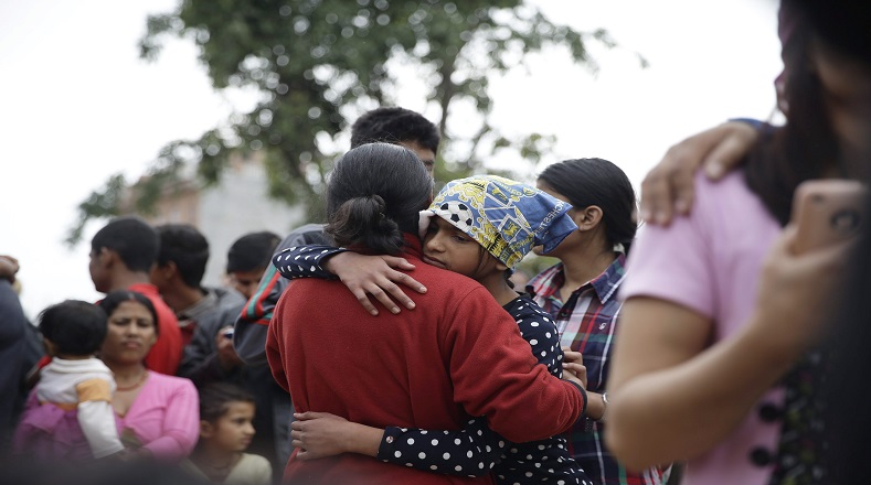 Varias familias perdieron sus casas tras el fuerte terremoto.
