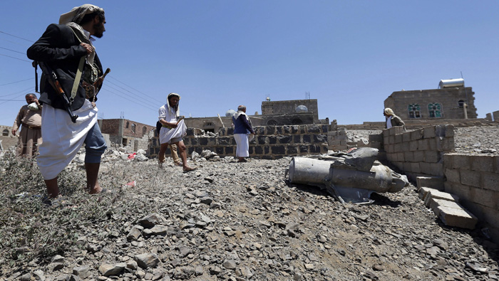 Los ataques aéreos y enfrentamientos se han suscitado en la ciudad portuaria de Adén y en la provincia de Lahj.