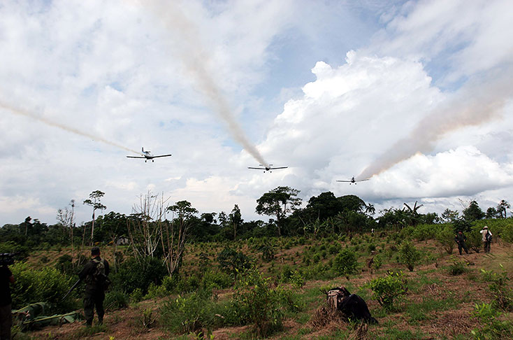 El herbicida ha causado problemas ambientales y de salud en la frontera de Colombia con Ecuador.
