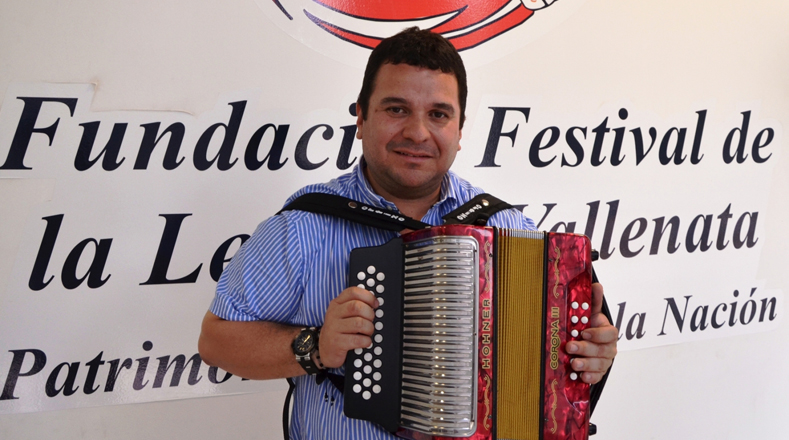 En el festival los acordeoneros (pieza importante en el vallenato) son engalanados con el arte que sacan del instrumento y los galardonan como Rey del Acordeón. En el festival anterior el ganador fue Gustavo Adolfo Osorio Picón.