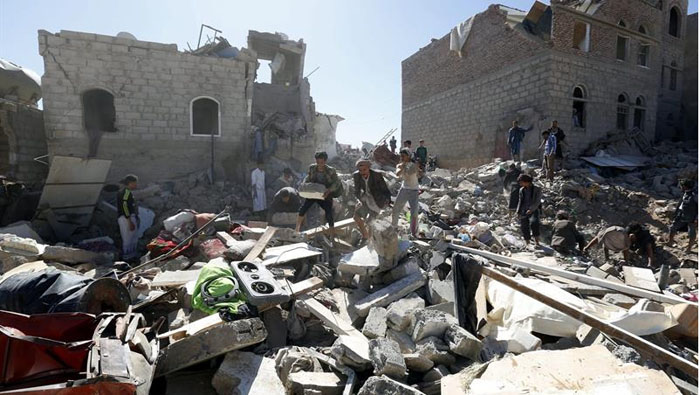 Los bombardeos han destruido las casas ubicadas en Saná (capital de Yemen).