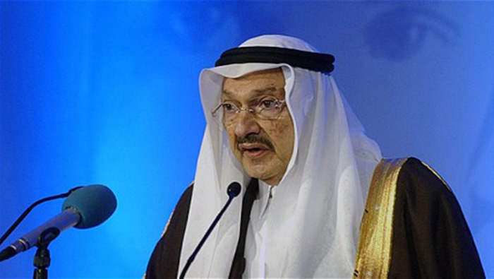 El príncipe saudita pidió una reunión general para discutir el tema de la sucesión.