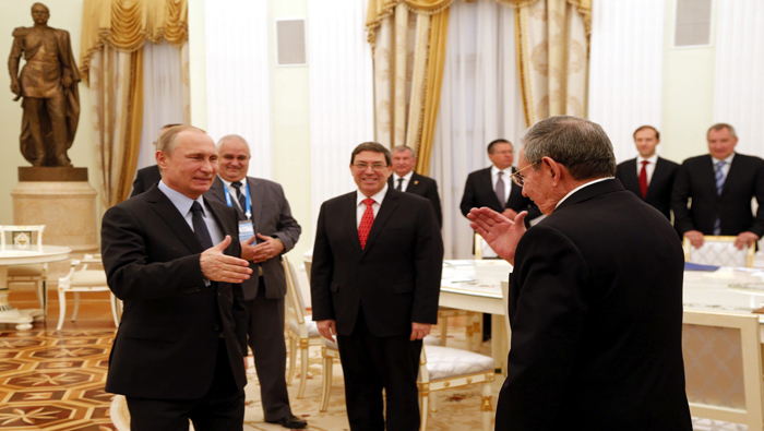 Putin agradeció a Raúl Castro por asistir a los actos en honor al Día de la Victoria.