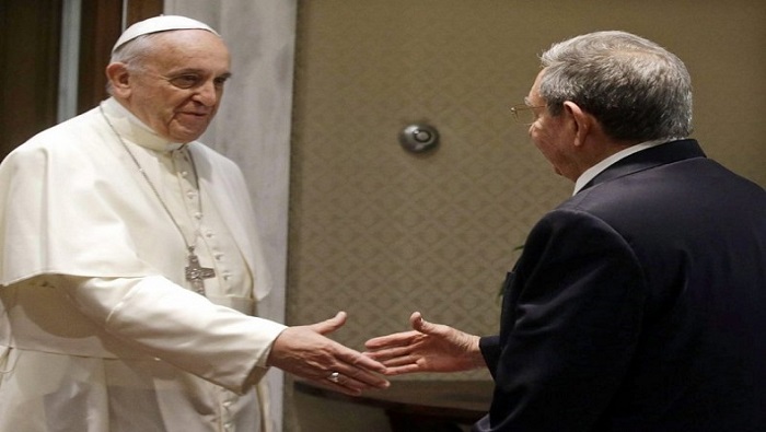 La reunión entre ambos líderes se dio en el Aula VI de el Vaticano.