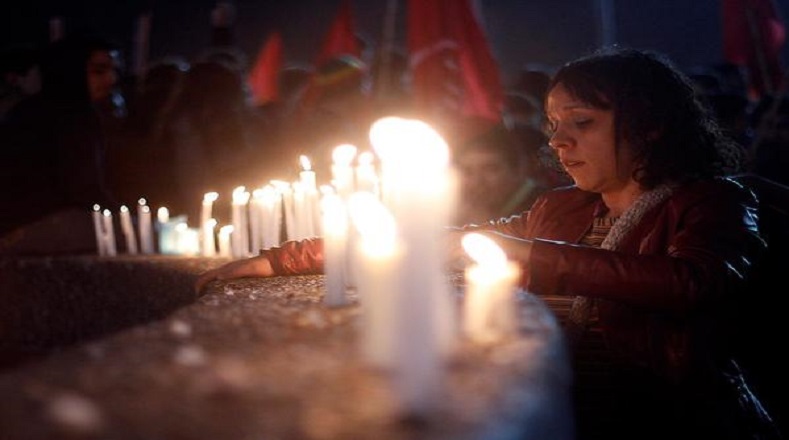 Los chilenos expresaron su pesar por el asesinato de dos jóvenes inocentes.
