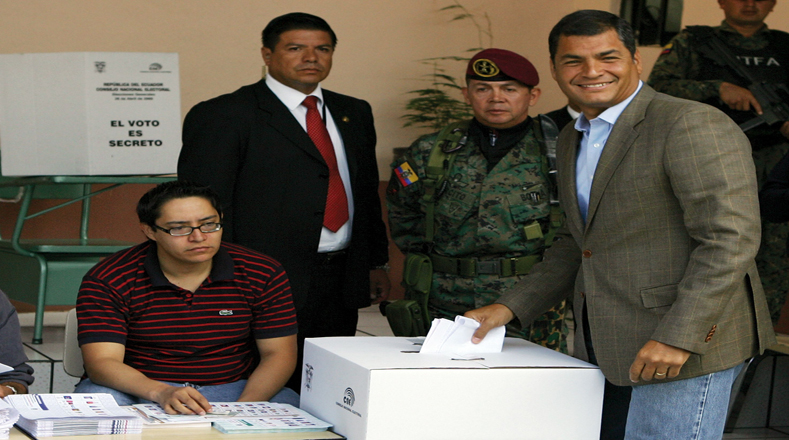 ¡Segunda victoria! El 26 de abril de 2009 Rafael Correa ganó nuevamente la presidencia de Ecuador con casi el 52 por ciento de los votos. Tomó posesión en agosto.