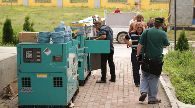 Varios equipos se instalaron en el hospital de campaña de Cuba en Nepal.