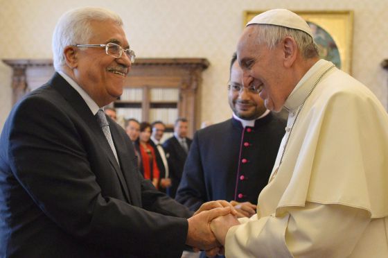 Francisco y Abbás se reunieron en el Vaticano.