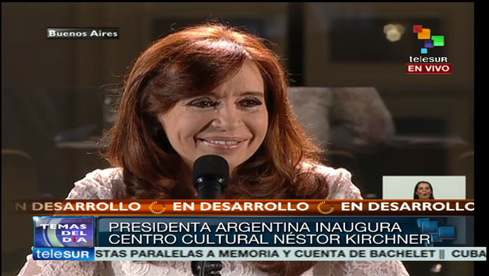 Presidenta argentina destaca la importancia de la cultura para el desarrollo de su país.