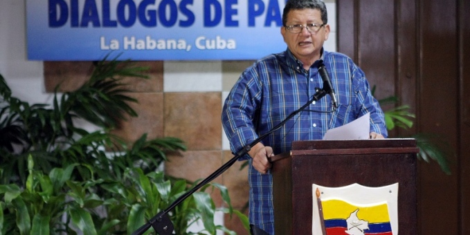 Las FARC afirman que han venido trabajando por la paz.