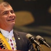 Correa, el “impuesto a la herencia” y los programas sociales