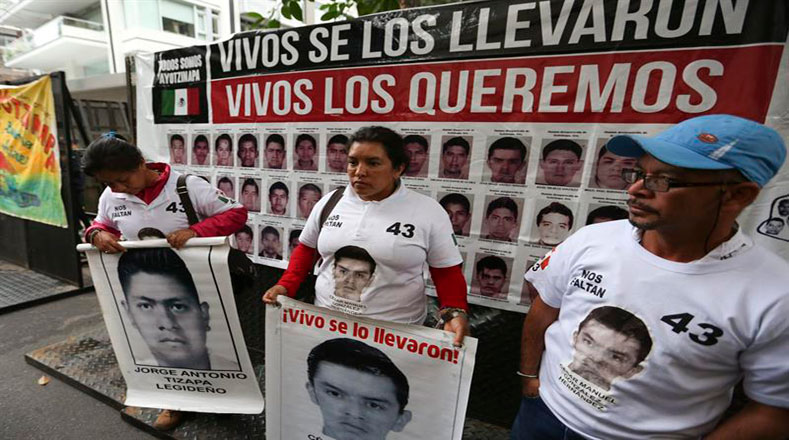 La concentración en Argentina se llevó a cabo frente a la embajada mexicana en Buenos Aires.