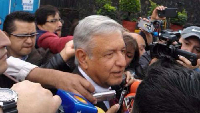 El dirigente del Movimiento Regeneración Nacional (Morena), Andrés Manuel López Obrador, llama a todos los ciudadanos a participar en los comicios.