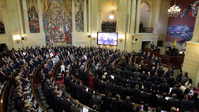 El Congreso de Colombia aprobó el plebiscito por la paz.