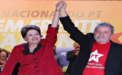 Lula recordó los viejos tiempos en los que cada delegado quería llevarse de un congreso una camiseta, o aunque fuera un prendedor con la bandera roja y la estrella de cinco puntas del PT