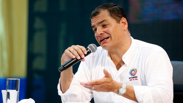 El presidente de Ecuador, Rafael Correa, invita a todos los ciudadanos a participar en el gran debate nacional.