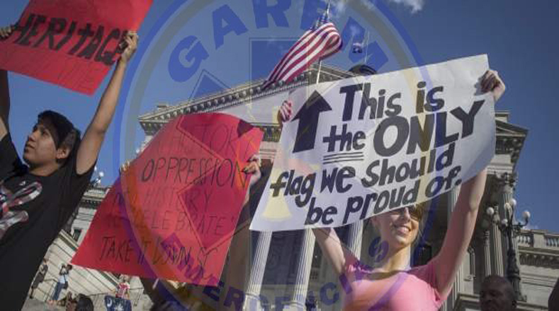 Centenares de personas salieron a las calles a pedir a los vecinos de Carolina del Sur retirar la bandera de su Capitolio.