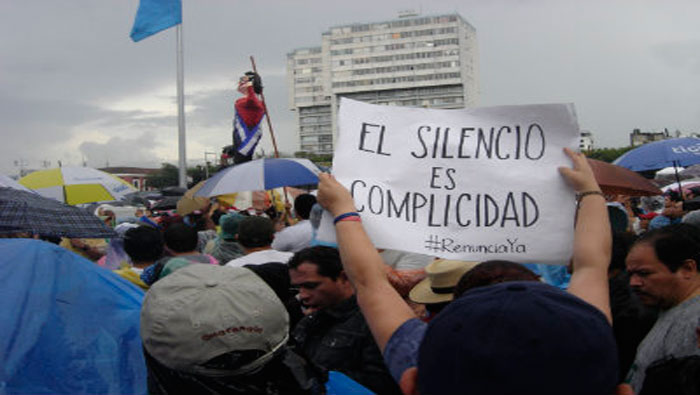 Guatemala: A dos meses de la debacle institucional