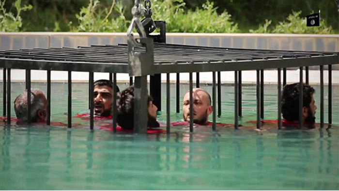 El ahogamiento en jaulas forma parte de sus nuevas técnicas de matanzas masivas.