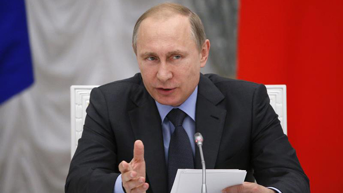 Putin ratificó el compromiso del Estado en el desarrollo y fortalecimiento de las Fuerzas Armadas.