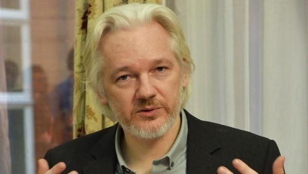 El fundador de WikiLeaks, Julian Assange, permanece como refugiado desde 2012 en la embajada de Ecuador en Londres.