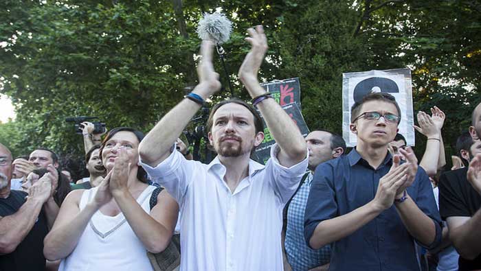 El movimiento respalda la decisión de Alexis Tsipras sobre celebrar una referéndum de consulta