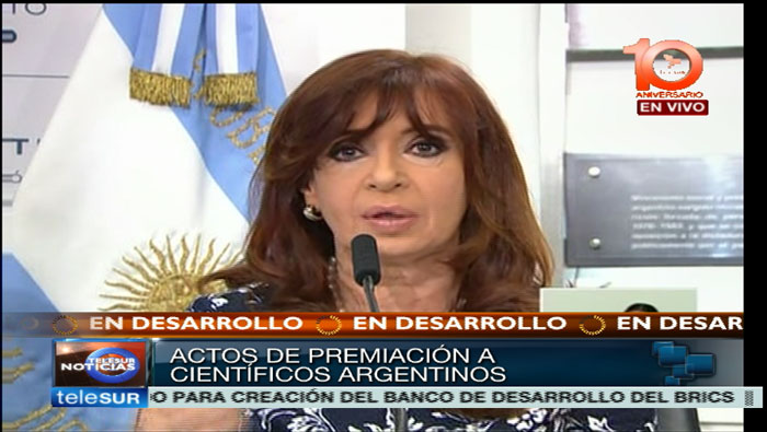 En acto oficial la presidenta argentina hizo el reconocimiento a la investigación científica en su país.