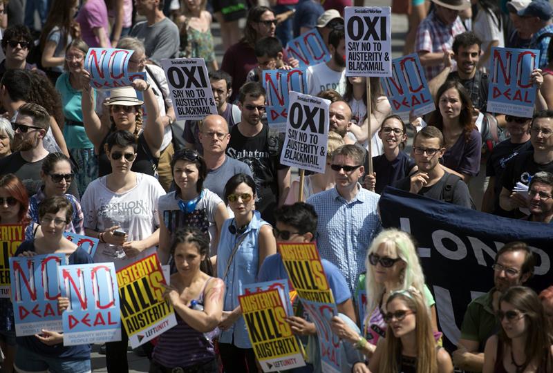 Australia, Portugal y Reino Unido marchan en apoyo a Grecia