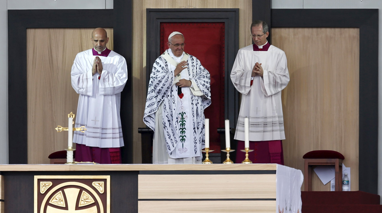 El Sumo Pontífice ofició su segunda misa en Ecuador ante un millón de personas. 