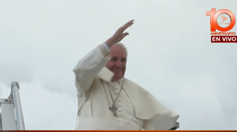 El papa Francisco se despidió del pueblo ecuatoriano.