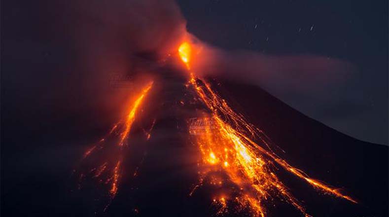 La autoridades no han reportado víctimas en ninguno de los dos estados (Colima y Jalisco) en los que se encuentra el volcán.