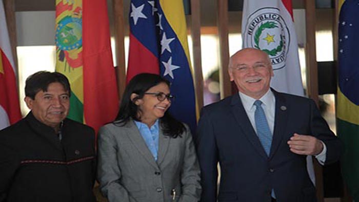 Venezuela reitera su interés por preservar las relaciones diplomáticas y de hermandad entre ambas naciones.