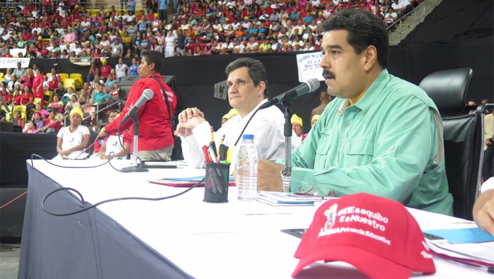 Presidente Maduro, durante el evento hizo a impulsar los valores de la educación.