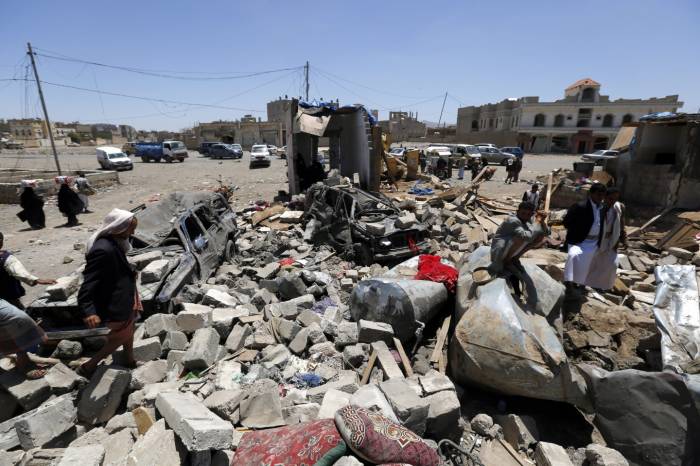 La situación humanitaria en Yemen es grave y la coalición árabe continúa su ofensiva.